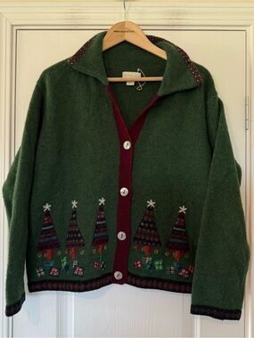 Northern Isles 100% Wool Christmas Tree Cardigan